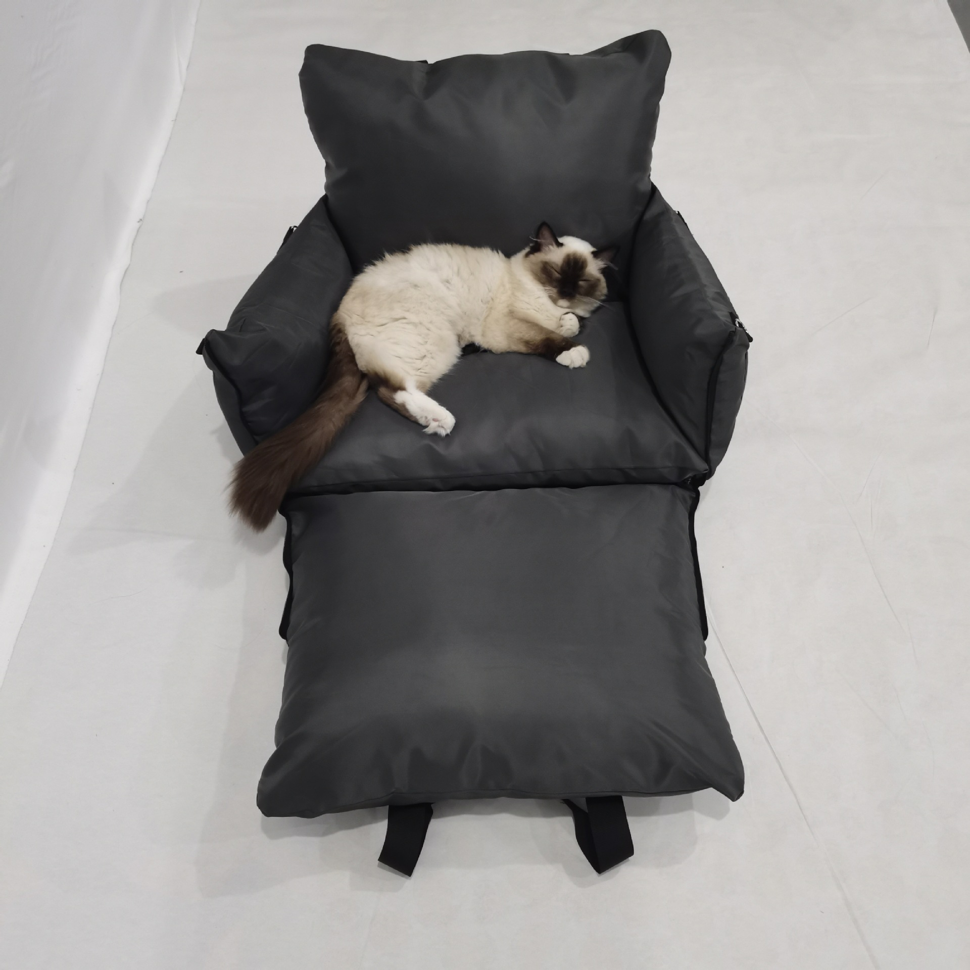 Portable Dog Car Seat — Front & Back Seat view 4